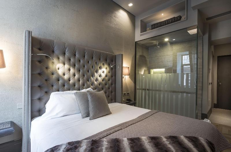 Forvm Boutique Hotel Trieste Bagian luar foto