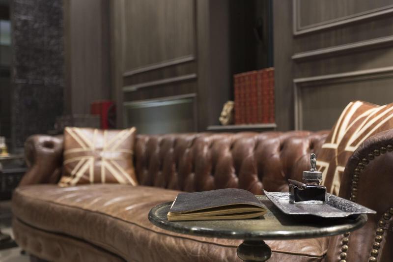 Forvm Boutique Hotel Trieste Bagian luar foto