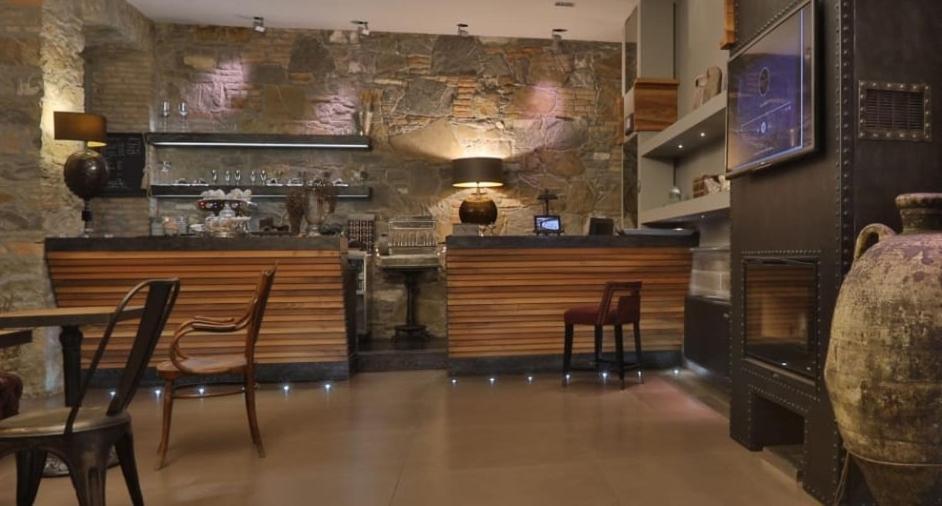 Forvm Boutique Hotel Trieste Bagian luar foto