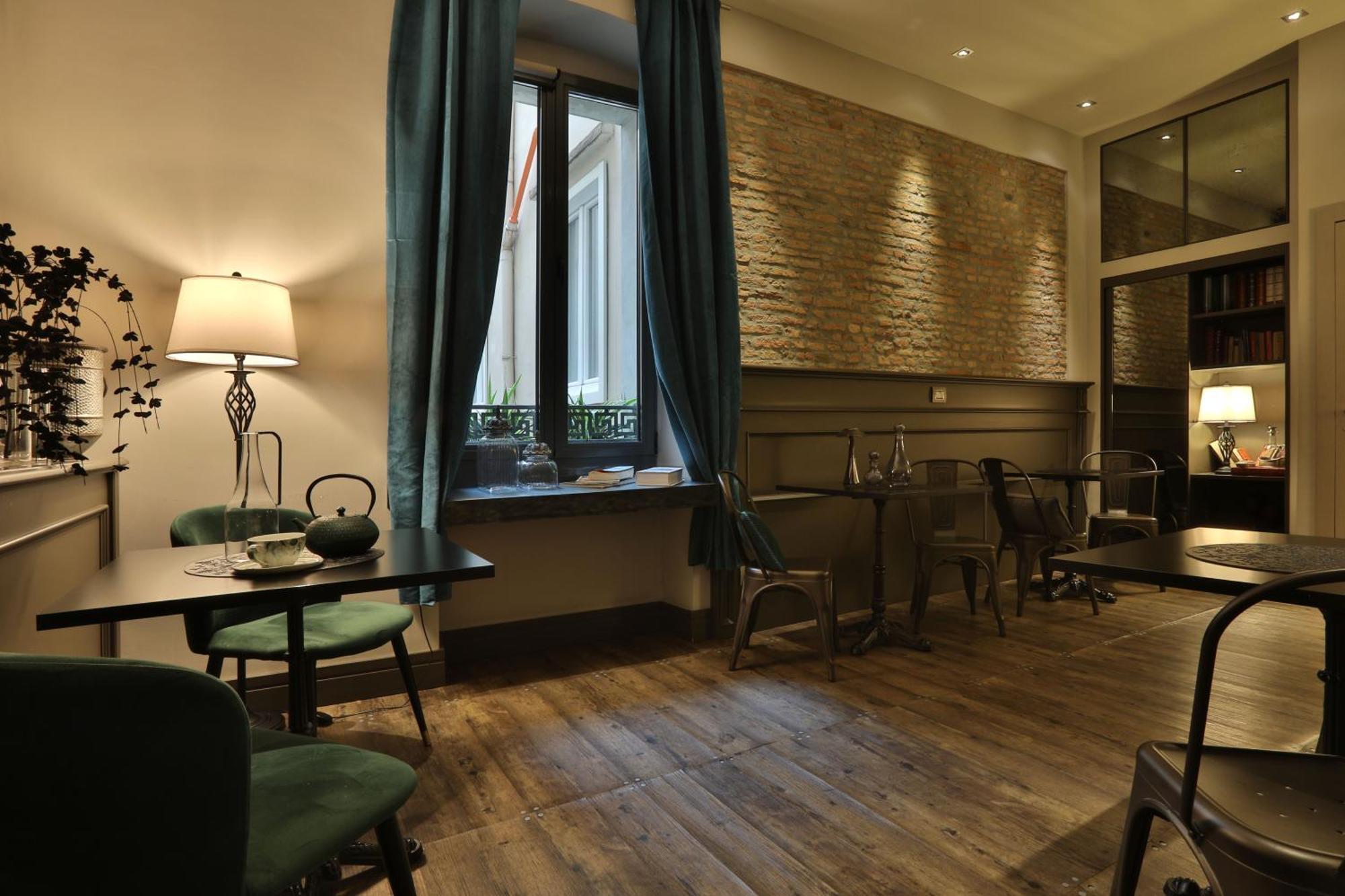 Forvm Boutique Hotel Trieste Bagian luar foto