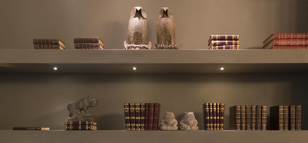 Forvm Boutique Hotel Trieste Bagian luar foto