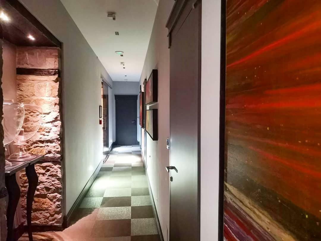 Forvm Boutique Hotel Trieste Bagian luar foto